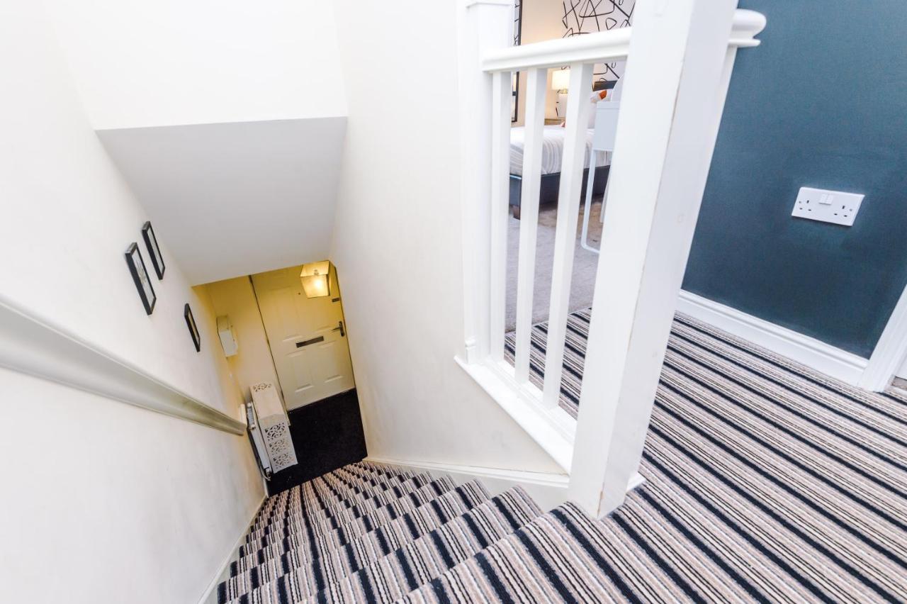 Willa Chic 2 Bed House With Garden & Free Parking Manchester Zewnętrze zdjęcie