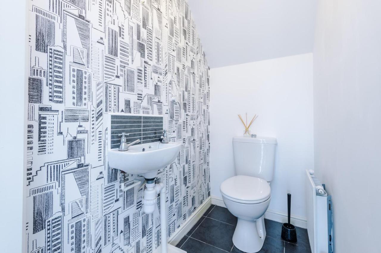Willa Chic 2 Bed House With Garden & Free Parking Manchester Zewnętrze zdjęcie